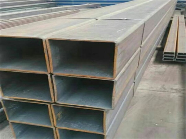 隆阳<font style='color:red'>Q355B无缝方管</font>大厂出货